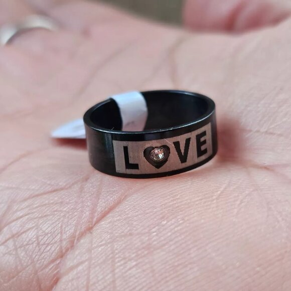 LOVE Ring Black Tone Finger Band Fashion Jewelry Unisex Rings Size 7.5 Unbranded - Picture 2 of 11